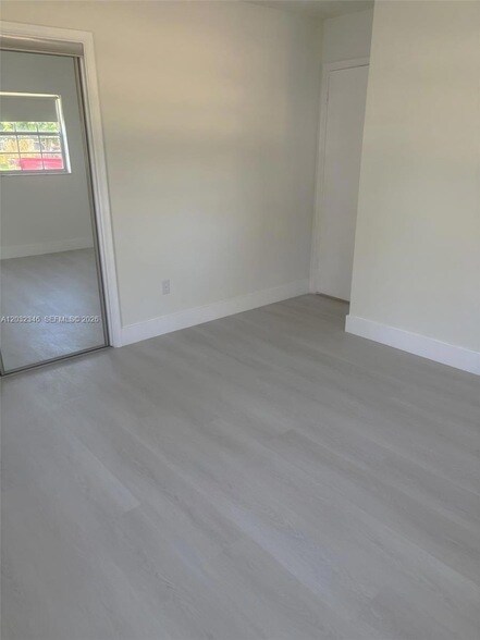 Foto del edificio - 22745 SW 65th Way
