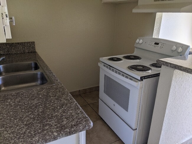 Photo - 144 W 42nd St Apartment