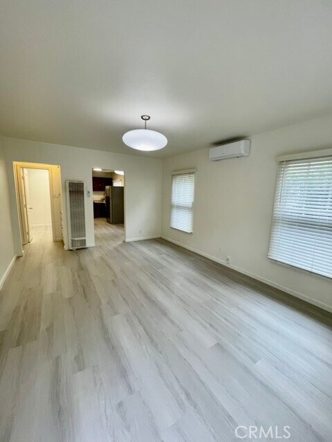 Foto del edificio - 1120 N Vista St