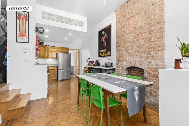 Foto del edificio - 466 8th St