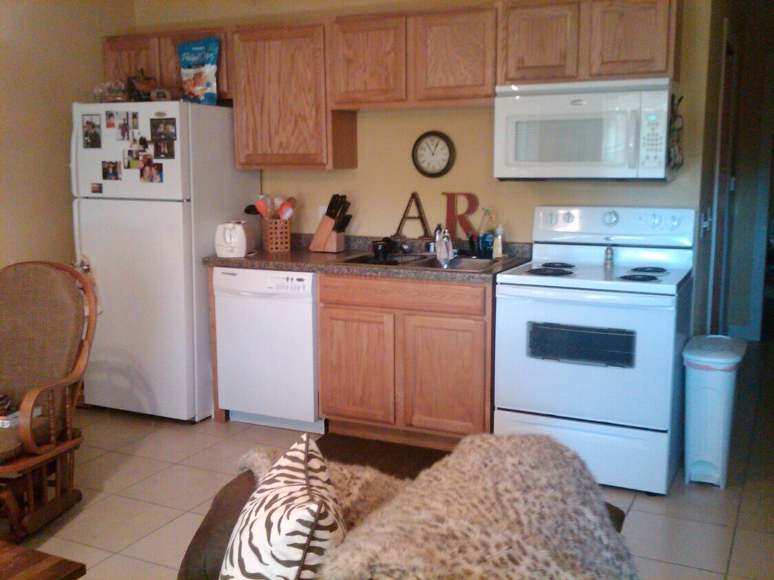 Primary Photo - 625 S Janesville St