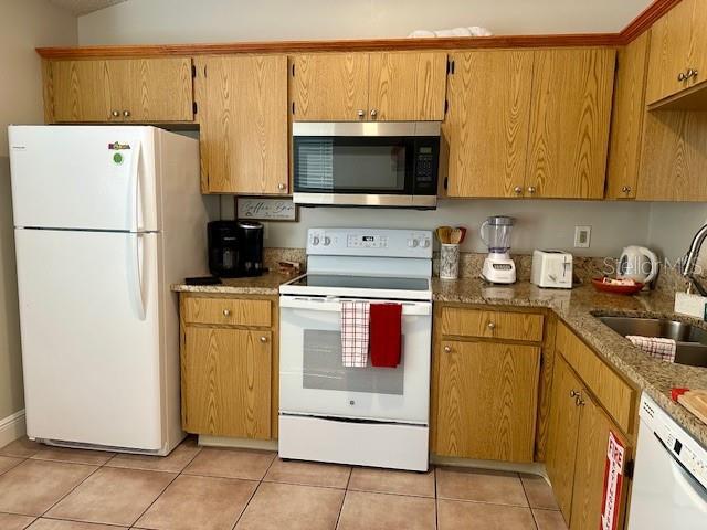 Foto del edificio - 4841 Kingston Cir