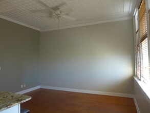 Building Photo - 112 N John St
