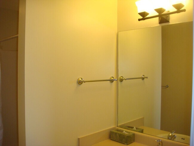 Foto del edificio - Residence of Central Park Town Home Availa...