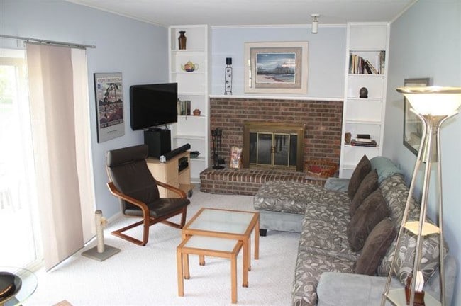 Foto del edificio - 5813 Rothbury Ct