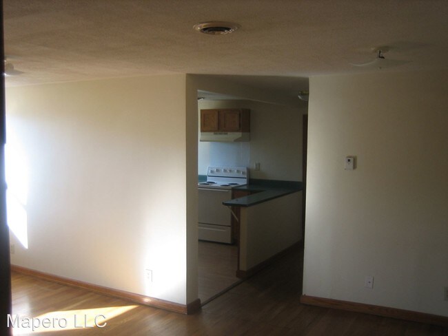 Foto del edificio - 874 Fairmont Rd