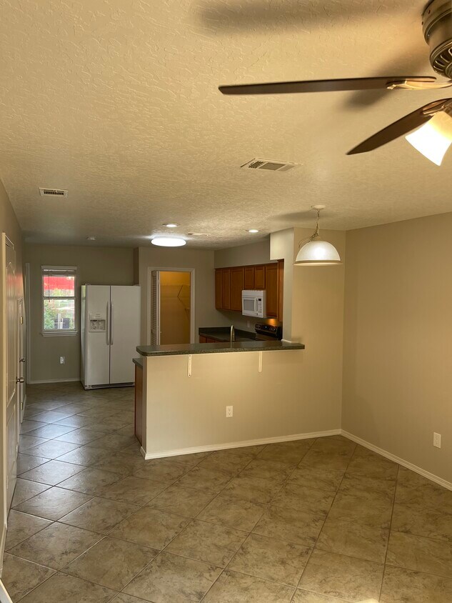 Foto principal - 1829 Shay Lin Ct