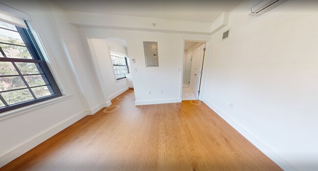 Foto del edificio - 1200 Massachusetts Ave
