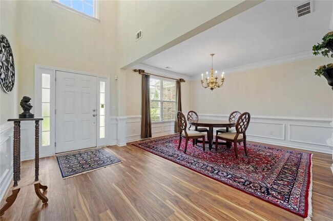 Building Photo - 773 Van Briggle Path NE