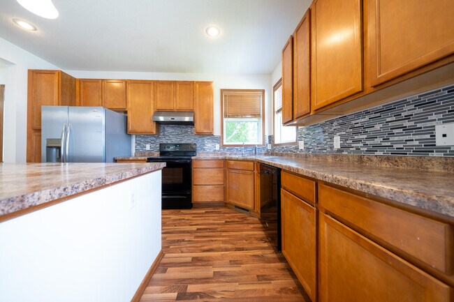 Foto del edificio - 1814 Spring Creek Dr