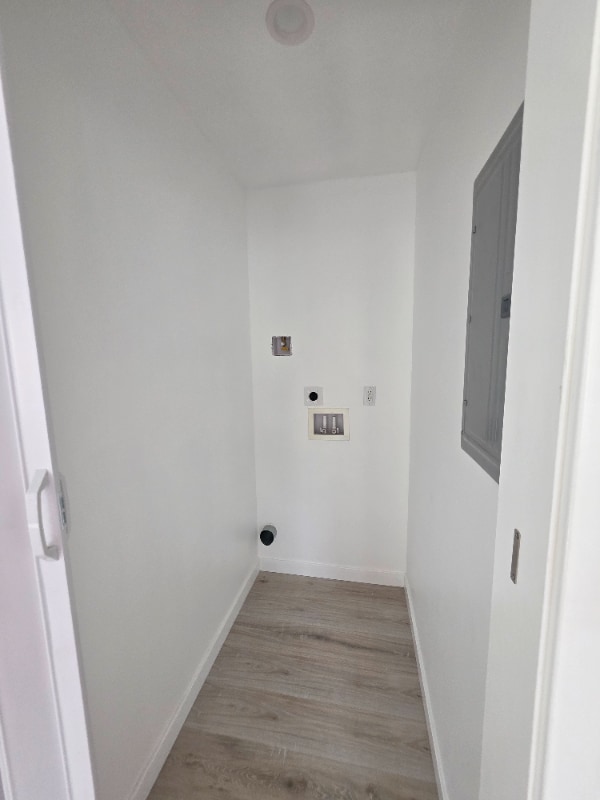 Building Photo - 2895 Canal Ave