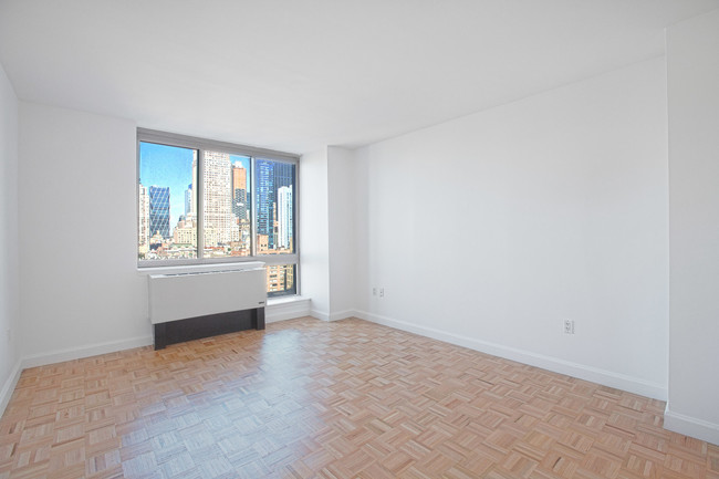 Interior Photo - 360 West 43rd Street