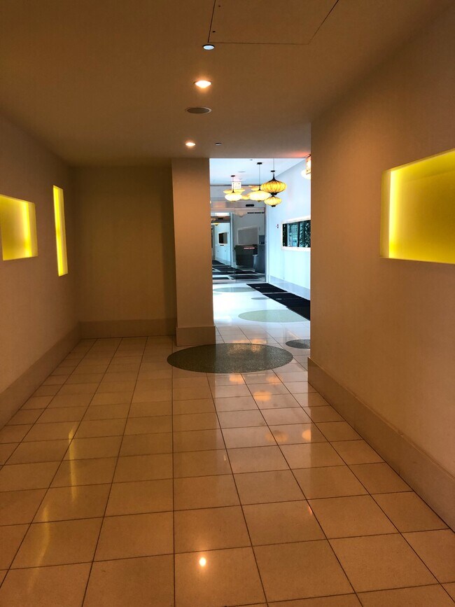 Foto del edificio - 125 S Green St