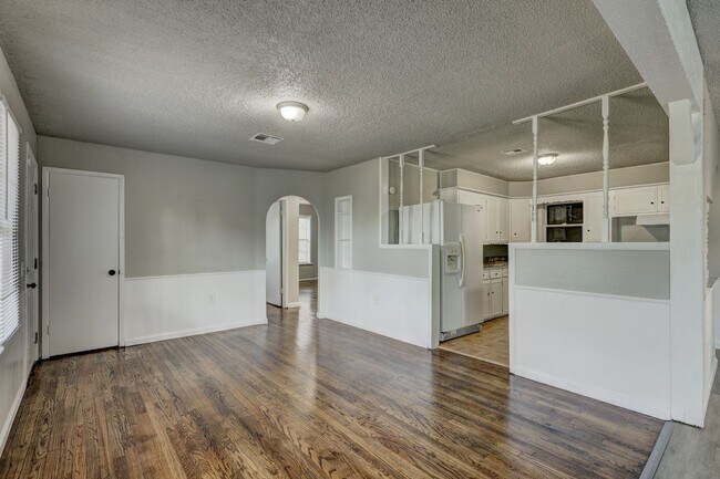 Foto del edificio - 3 bed 2 bath home in MWC