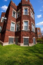 Building Photo - 1740 W Garfield Blvd