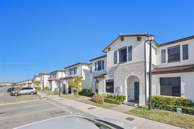 Foto del edificio - 10013 SW 228th Terrace