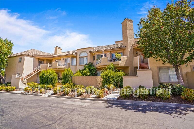 23633 Del Monte Dr., Santa Clarita, CA 91355 House Rental in Santa