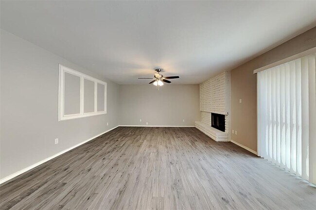 Building Photo - 4614 Scone St