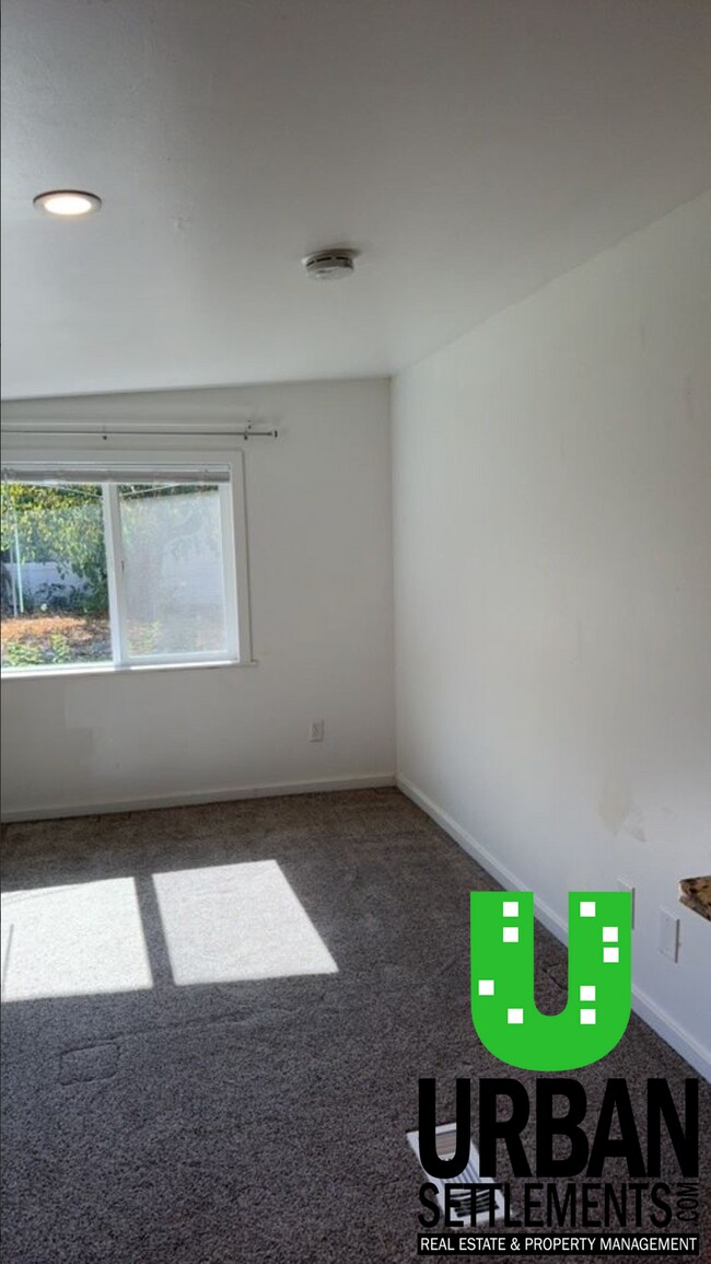 Building Photo - 2810 N Joel Rd