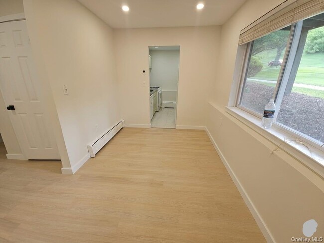 Building Photo - 41 Tanager Rd