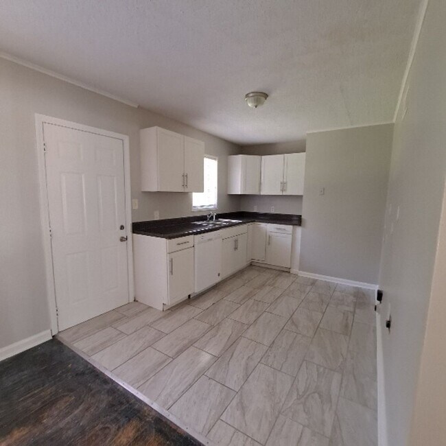 Foto del edificio - 3453 Madewell St