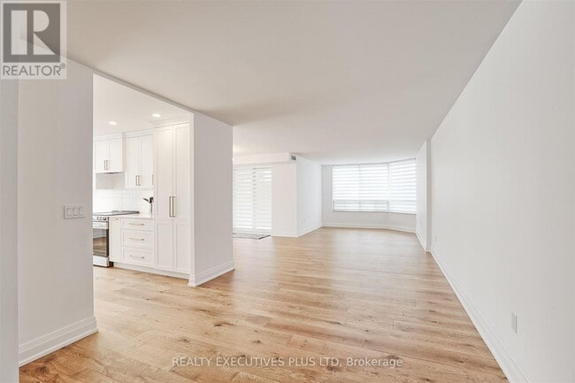 Building Photo - 1210 Don Mills Rd.