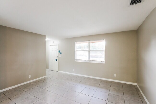 Foto del edificio - 1706 NW 14th Ave