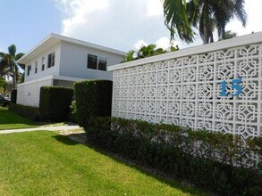 Building Photo - 15 S Palmway