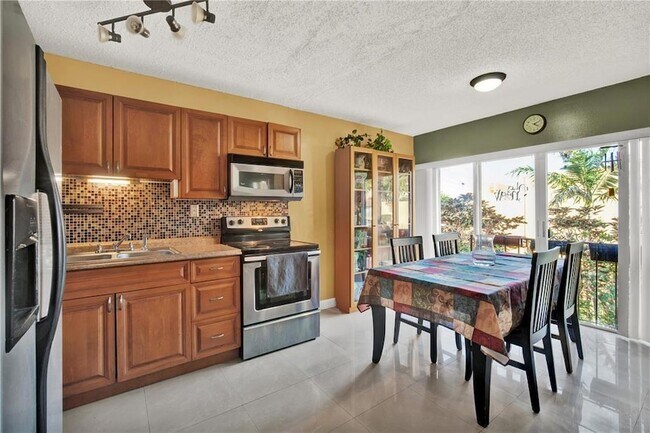 Foto del edificio - 9311 SW 4th St