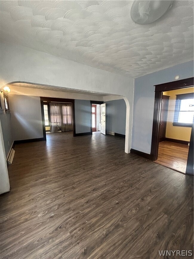 Building Photo - 81 St Florian St