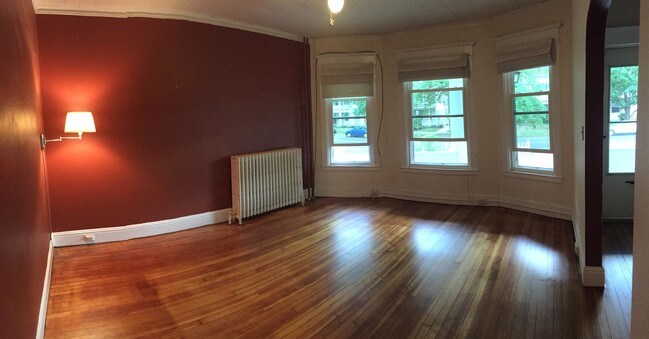 Building Photo - 250 Manning Blvd