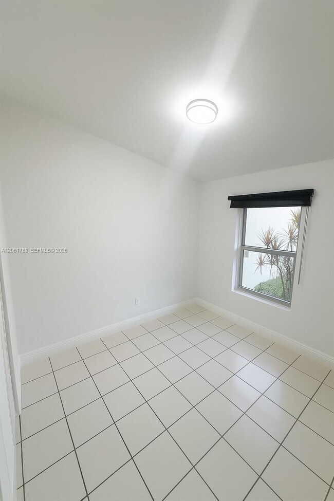 Foto del edificio - 10385 SW 209th Ln