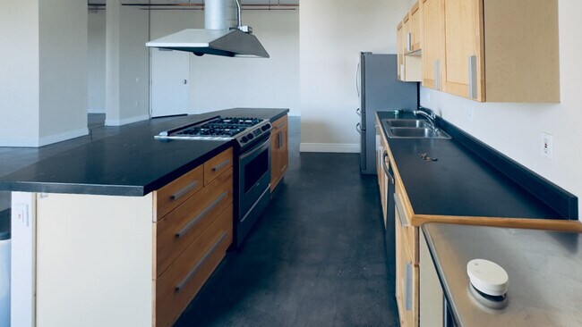 Photo - 1777 E 39th Ave Townhome