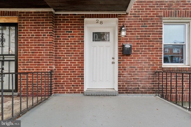 Building Photo - 28 S Bernice Ave