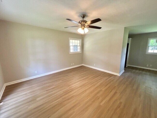 Building Photo - NEWLY RENOVATED - THREE BED/TWO BATH RANCH...