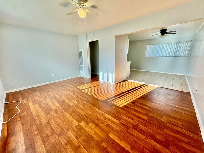 Building Photo - Cozy 2bd/1bth Available for Rent!