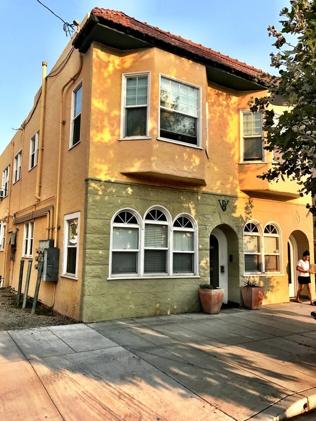 141 I St, Fremont, CA 94536 Apartment for Rent in Fremont, CA