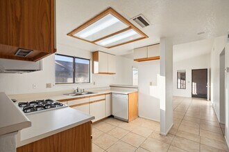 Building Photo - 78701 Ave 42