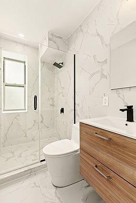 Foto del edificio - 226 E 21st St