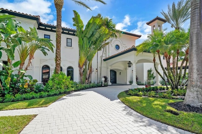 Building Photo - 628 Coral Way