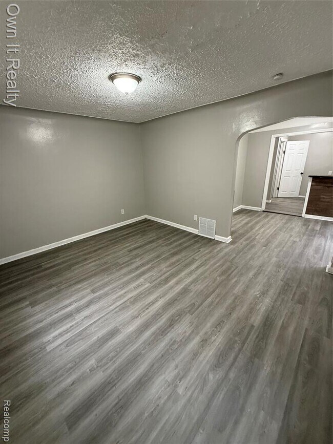 Foto del edificio - 18705 Avon Ln