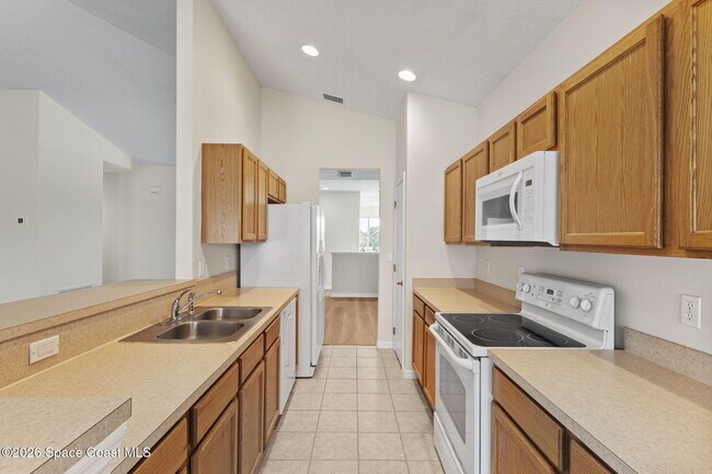 Building Photo - 907 Ocaso Ln