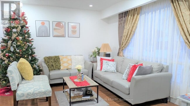 Building Photo - 6532 Kuhn Crescent