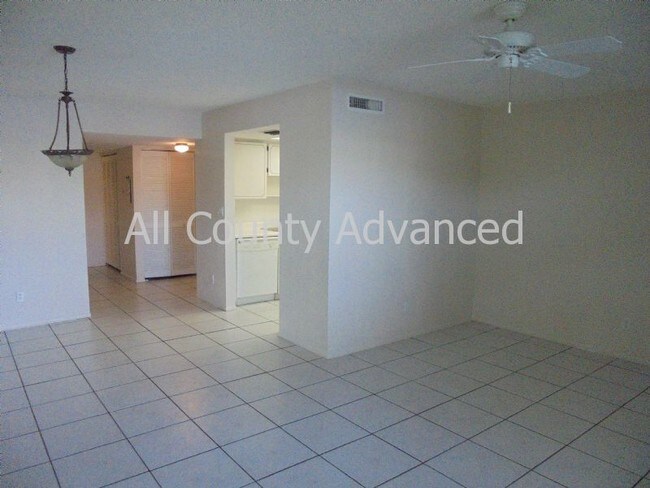 Foto del edificio - 645 N Keene Rd