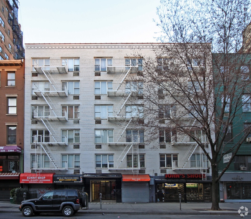 Building Photo - 204-208 W 14th St