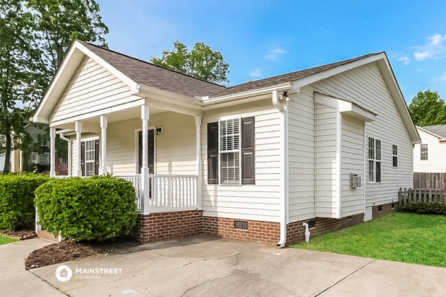 Building Photo - 1301 Poplar Ridge Rd
