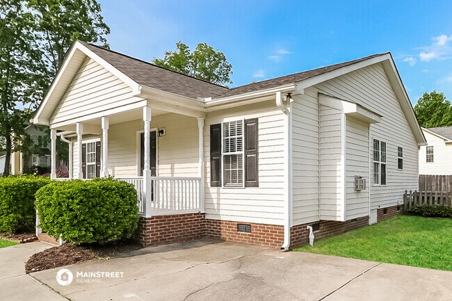 Foto del edificio - 1301 Poplar Ridge Rd
