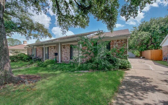 Building Photo - 8819 Carvel Ln