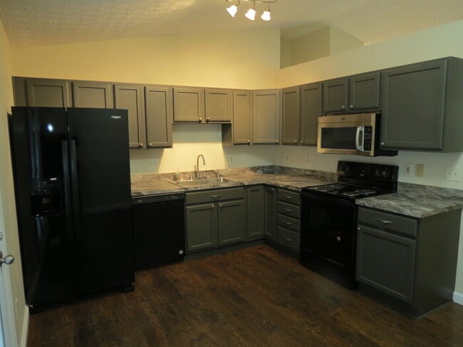 Foto del edificio - 35 Ashton Dr