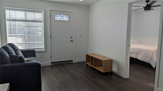 Foto del edificio - 25214 Oak St